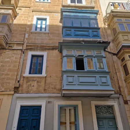 Cozy 1bedroom, Roof Terrace Near Valletta Dazz1-2 *