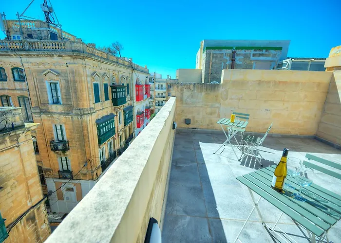 Daire Cozy 1bedroom, Roof Terrace Near Valletta Dazz1-2 Il-Furjana