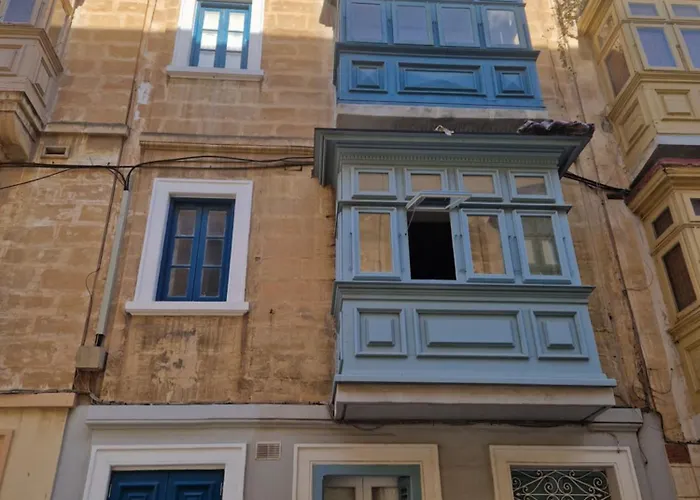 Cozy 1bedroom, Roof Terrace Near Valletta Dazz1-2 *